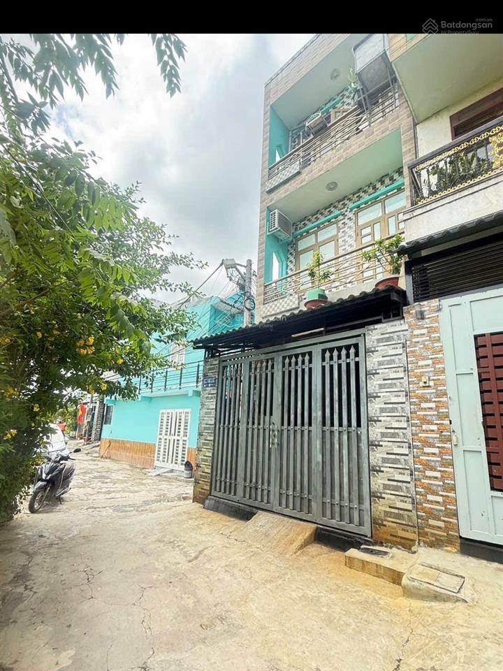 Nhà 3 tầng ngay trung tâm phường thạnh xuân cũ