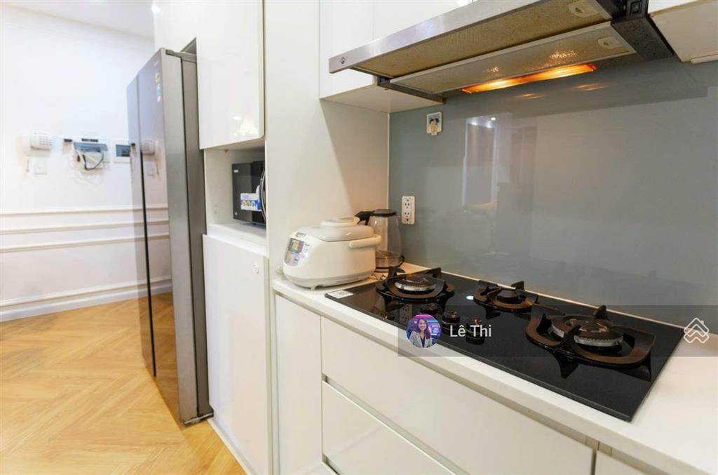01 phòng ngủ cần bán ở sunrise city north 56m2 giá 5.37 tỷ  0936 444 *** lê thi