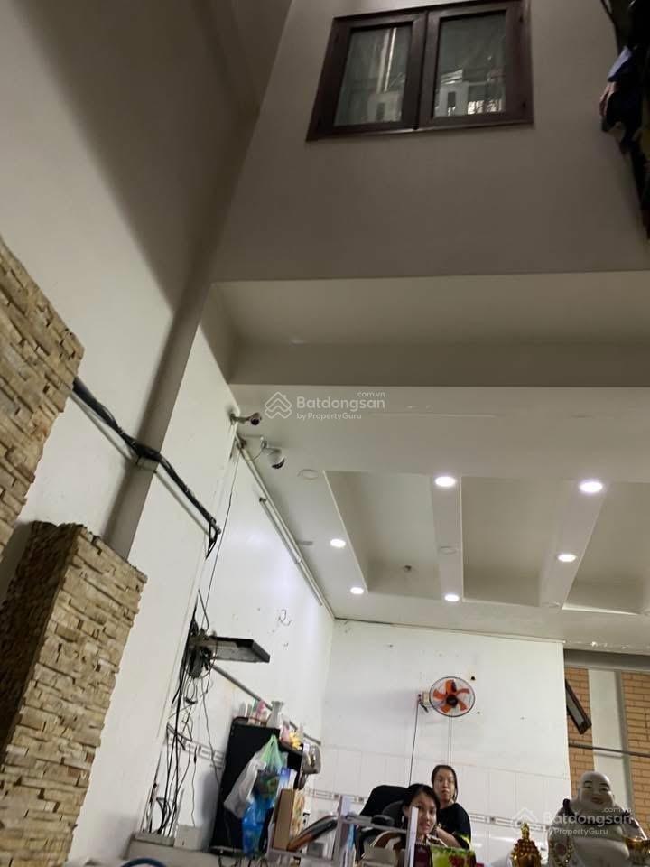 Gấp bán nhà hxh 449 trường chinh thông bàu cát phù hợp khai thác dòng tiền diện tích 94.5m2