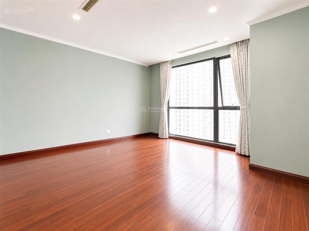 Cho thuê nhanh căn 2pn royal city, nội thất liền tường, 113m², chỉ 16 triệu,  0825 064 ***