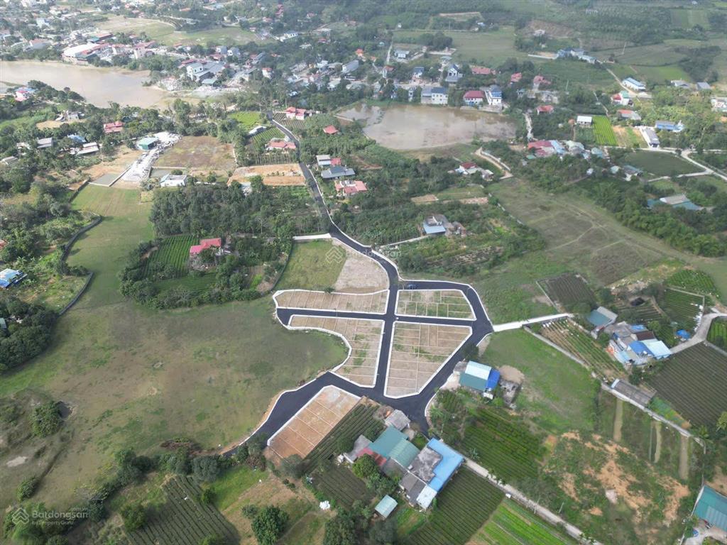 Bán đất thổ cư 55m² cách utopia lạc thủy 500m, giá 8 triệu/m²