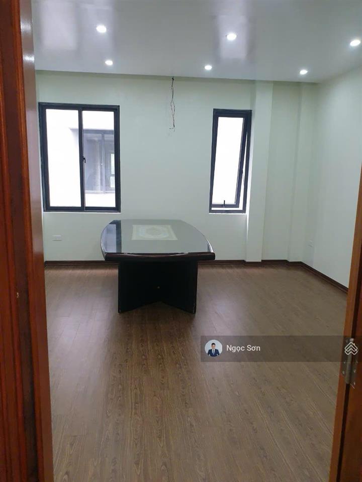 Cho thuê liền kề 100m2 hoàn thiện đẹp, full điều hòa, nhận nhà ngay