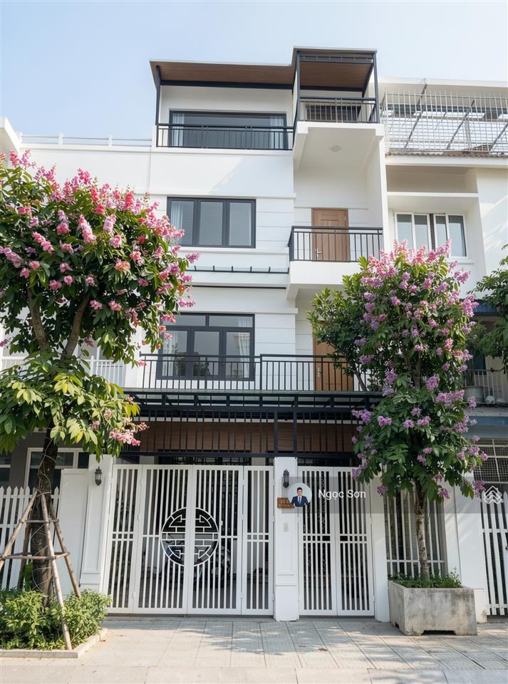 Chính chủ bán nhà vườn mặt tiền 6m khu d geleximco chỉ nhỉnh 18 tỷ!