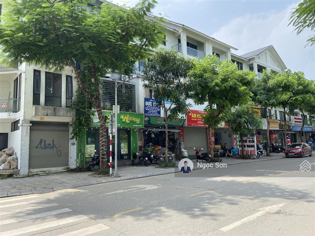 Cho thuê liền kề căn góc khu c geleximco, trục kết nối lê trọng tấn đi aeon mall hà đông