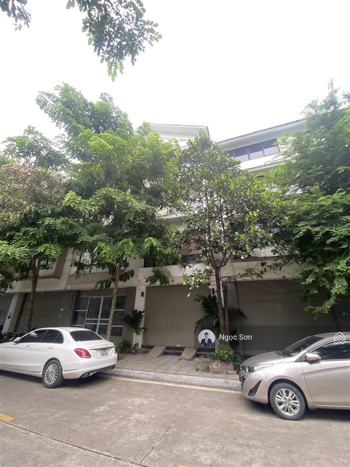 Cho thuê liền kề 95m2 khu c geleximco gần aeon mall hà đông