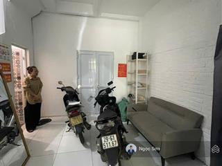 Cho thuê liền kề geleximco khu c, hoàn thiện chuẩn văn phòng & showroom, giá chỉ 16tr/tháng