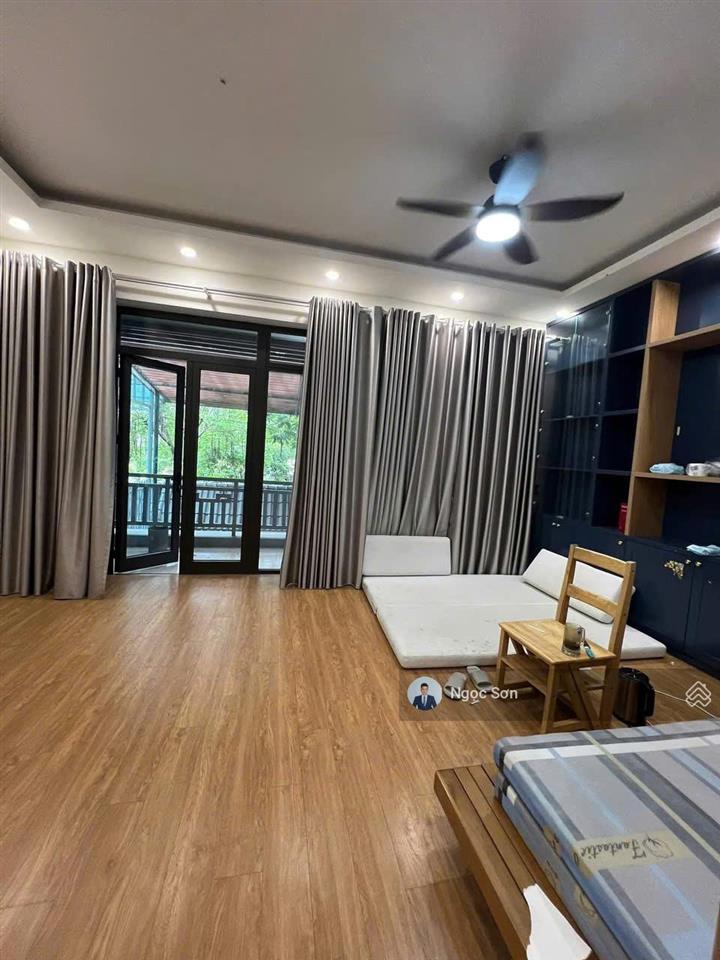 Cho thuê nhà vườn full nội thất khu a geleximco giá chỉ 26 tr/tháng