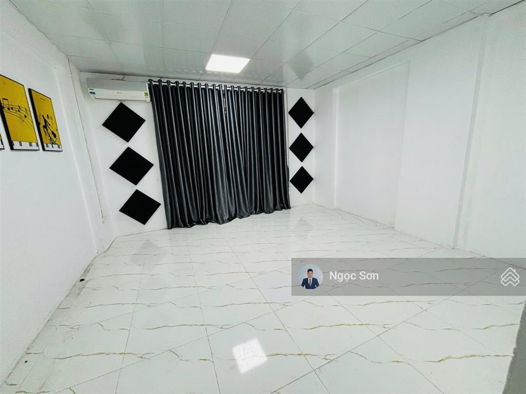 Cho thuê lk a39 geleximco 80m2 mt 5m hoàn thiện đẹp, nhận nhà ngay giá 23tr/tháng