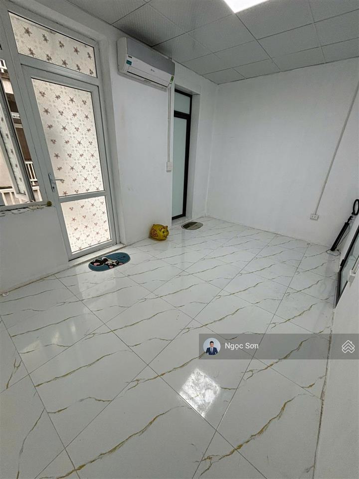 Cho thuê lk a39 geleximco 80m2 mt 5m hoàn thiện đẹp, nhận nhà ngay giá 23tr/tháng