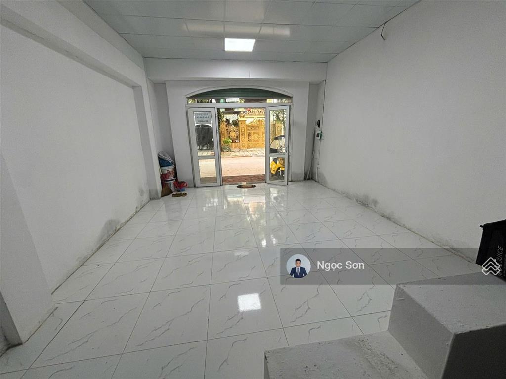 Cho thuê lk a39 geleximco 80m2 mt 5m hoàn thiện đẹp, nhận nhà ngay giá 23tr/tháng