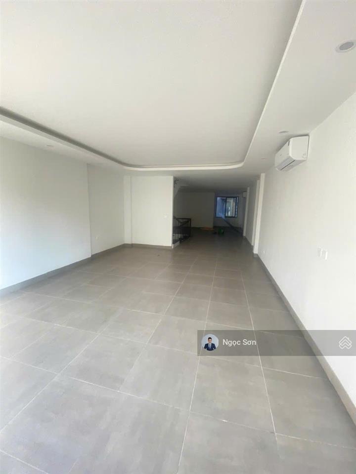 Cho thuê liền kề c9 geleximco lê trọng tấn, mặt trục chính thông thẳng aeon mall hà đông