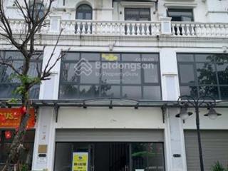 Cho thuê căn shop chân đế  tmdv tại vhocp  vị trí đẹp
