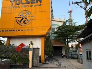 Cho thuê toà nhà đa chức năng toạ lạc vị trí đắc địa