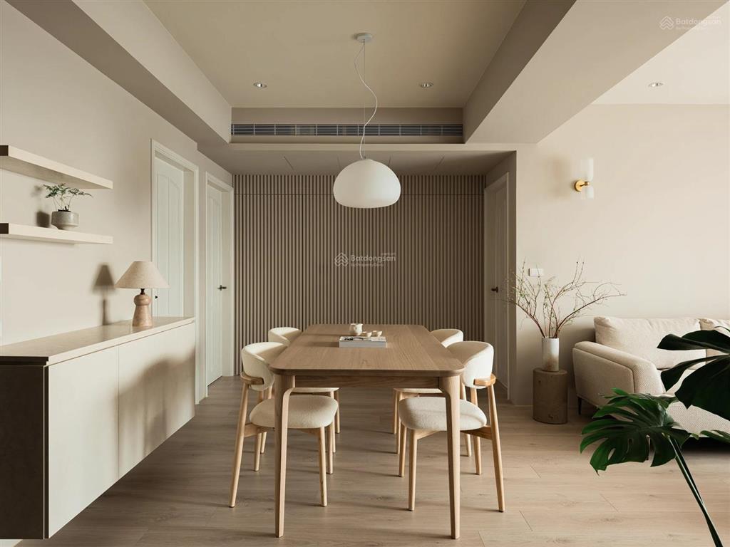 Gấp! căn hộ 3n2vs, đẹp lung linh, tặng nt, tầng trung, view đẹp, sđcc