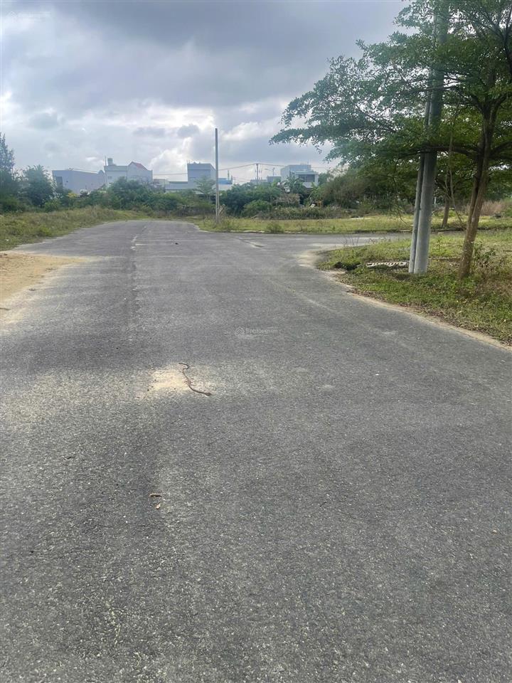 Hàng hiếm fpt city  lô diện tích lớn 94,5m2  giá chỉ 2,6 tỷ (sổ đỏ công chứng ngay)