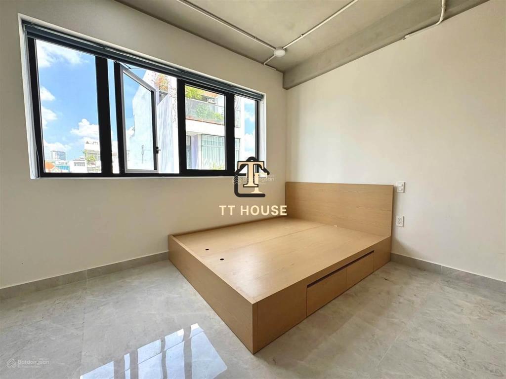 Khai trương căn hộ mịn full nội thất tại ung văn khiêm sát ftu2, hutech, uth