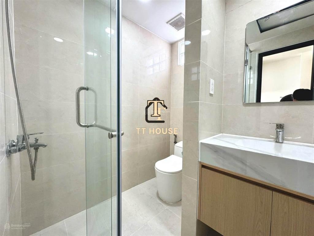 Khai trương căn hộ mịn full nội thất tại ung văn khiêm sát ftu2, hutech, uth