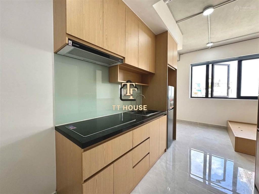 Khai trương căn hộ mịn full nội thất tại ung văn khiêm sát ftu2, hutech, uth