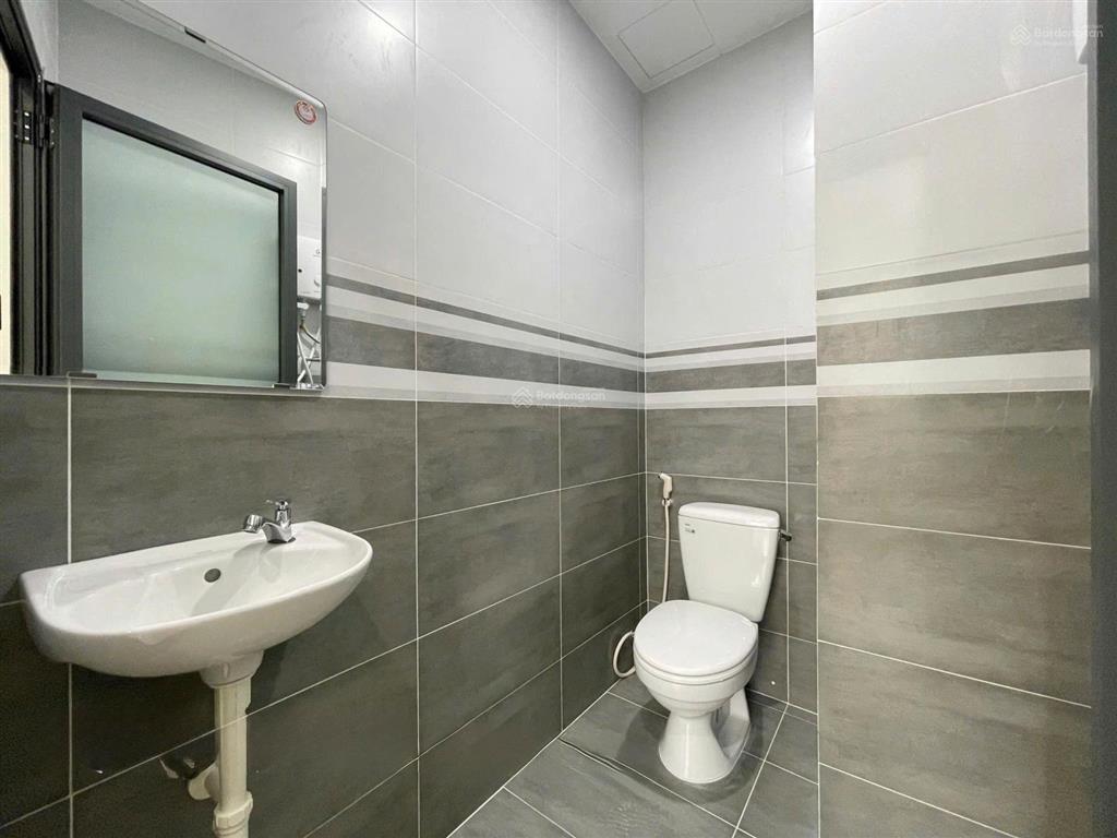 Cho thuê căn hộ mới vừa khai trương ban công tại trường sa gần q1 q2 q3 landmark 0354 432 ***.hằng