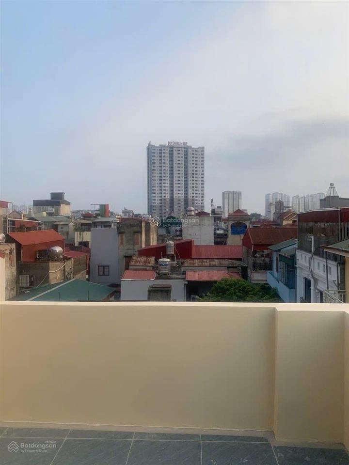 Bán nhà dân xây độc lập căn góc độc lập full nội thất ngõ ô tô ngô quyền vạn phúc bư điện hà đông