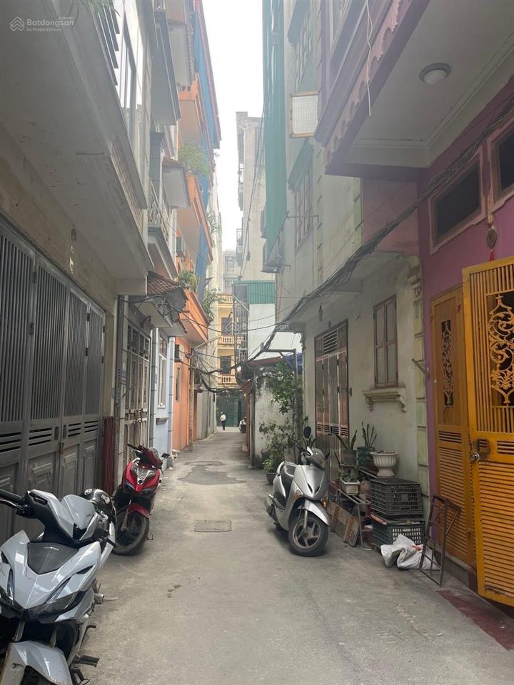 9 tỷ bán nhanh nhà 5 tầng xây mới full đồ ô tô lùi cửa  trung tâm văn quán  19/5  nguyễn khuyến