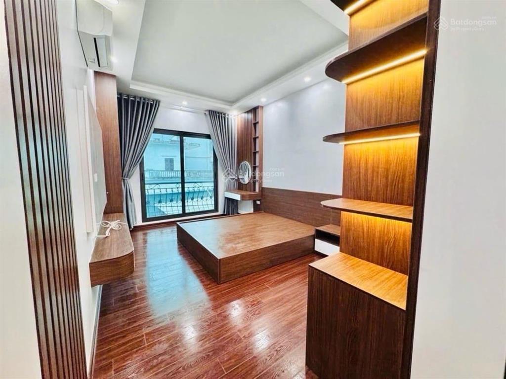 Bán nhanh nhà mới 5 tầng thang máy ngõ bagac  ngã tư văn phú  la khê  cửa ga tầu điện