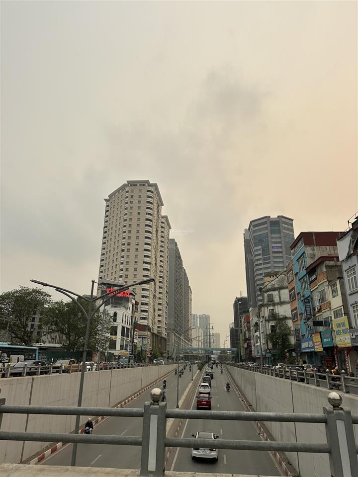 Bán siêu phẩm lô góc 52m 5 tầng kinh doanh mặt phố ngã tư lê văn lương  khuất duy tiến