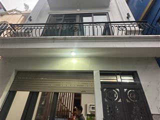 Bán nhà khu tập thể bộ công an đa sỹ ô tô đỗ cửa, full nội thất về ở ngay, an ninh an toàn