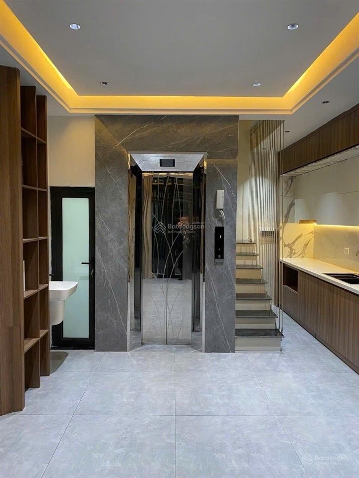 Bán nhà mặt ngõ 5t, thang máy, full nội thất. ngô thì sỹ thông sang galaxy vạn phúc  roman plaza