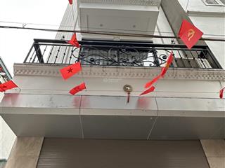 Bán nhà căn góc 5t 40m 6 phòng ngủ, ô tô đỗ cửa, lương thế vinh cổng cđ xây dựng đh hà nội