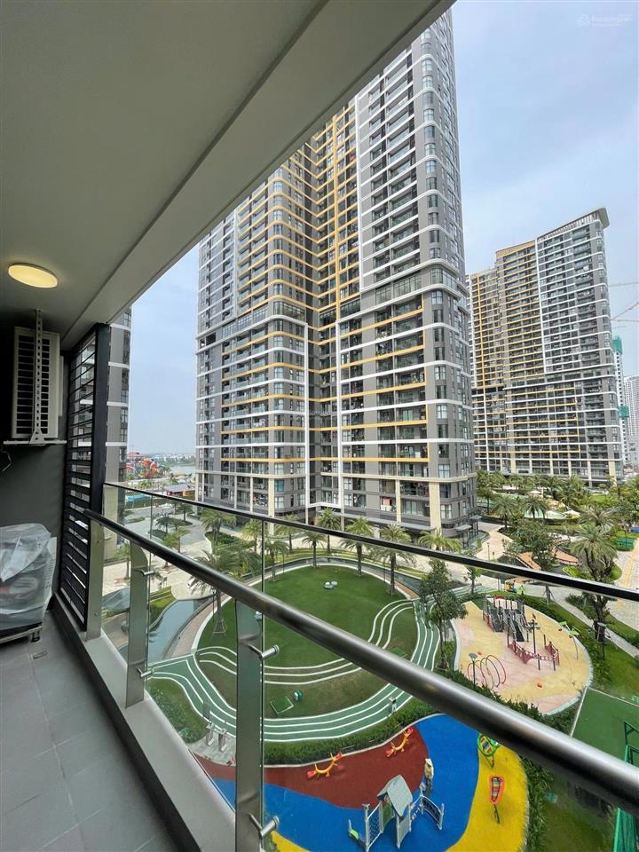 Căn hộ 2pn full nội thất, vinhomes grand park, view đẹp