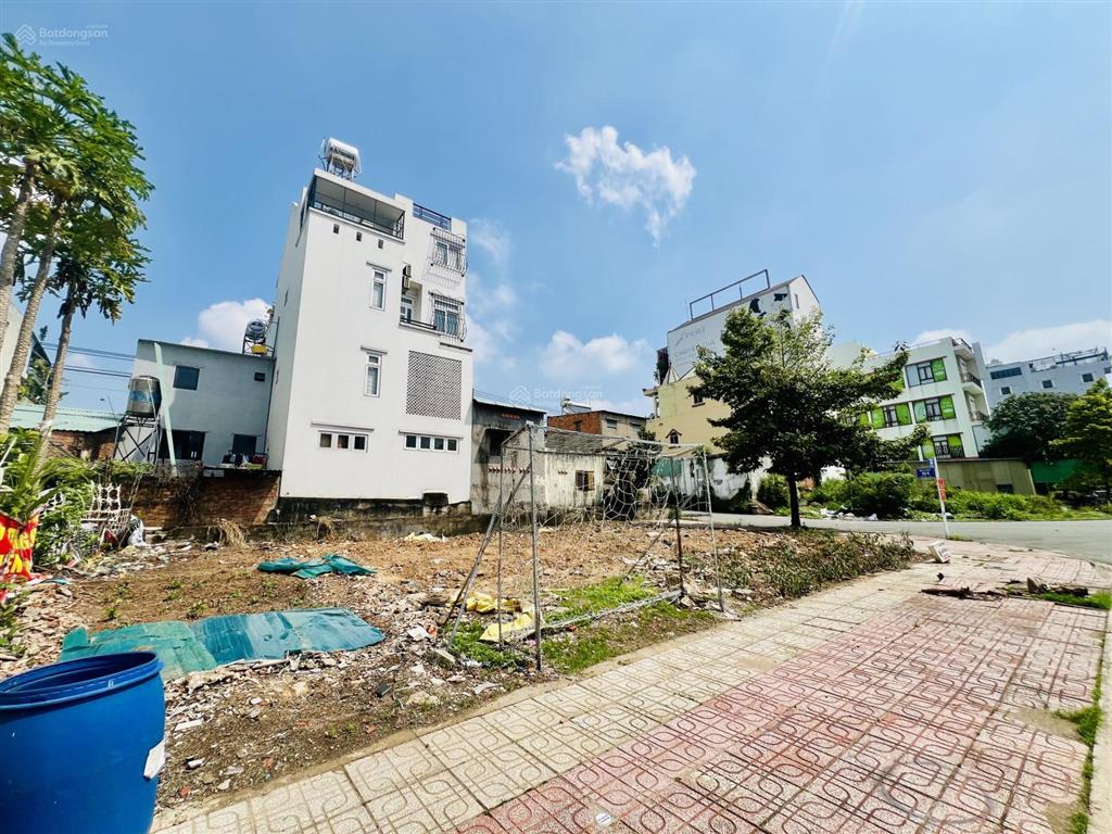Cần bán duy nhất miếng đất 2 mặt tiền giá rẻ