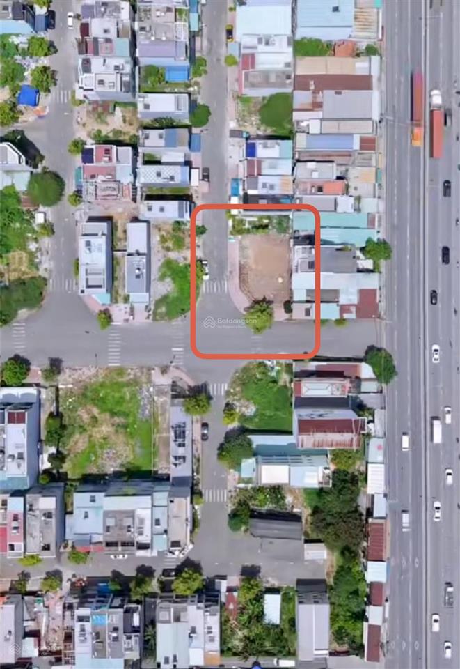 Cần bán duy nhất miếng đất 2 mặt tiền giá rẻ