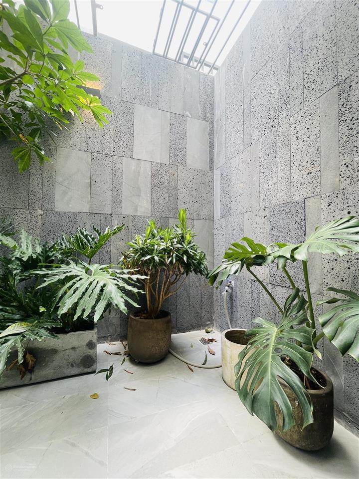 Mới 100% 5 tầng đúc có thang máy  85m2 4.4x20m  sát mt lê quang hoà (tx25 cũ) thới an