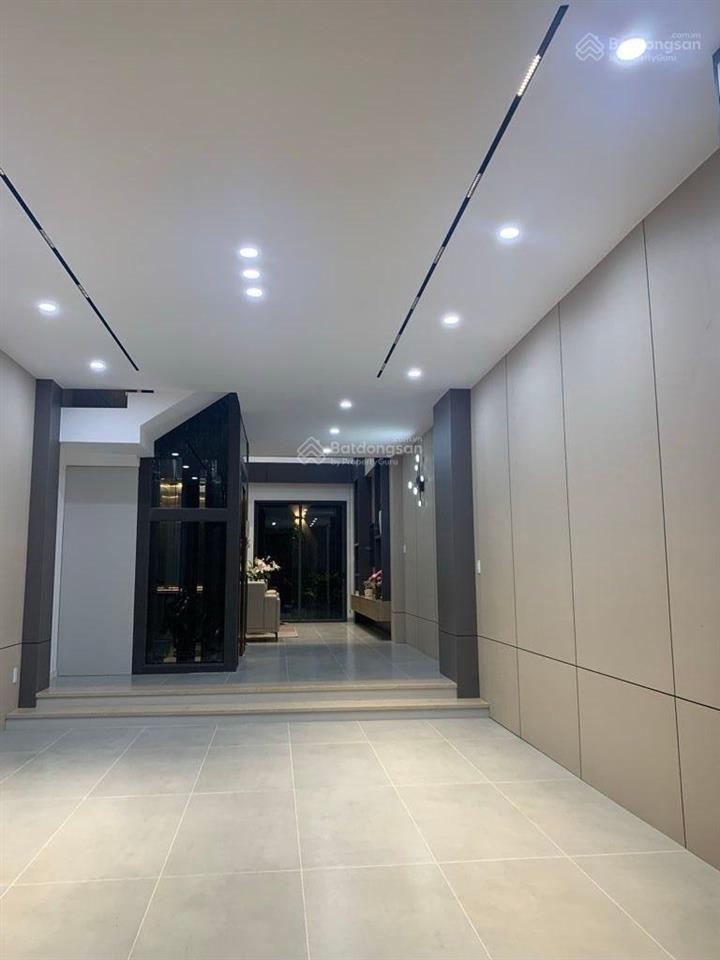 Mới 100% 5 tầng đúc có thang máy  85m2 4.4x20m  sát mt lê quang hoà (tx25 cũ) thới an