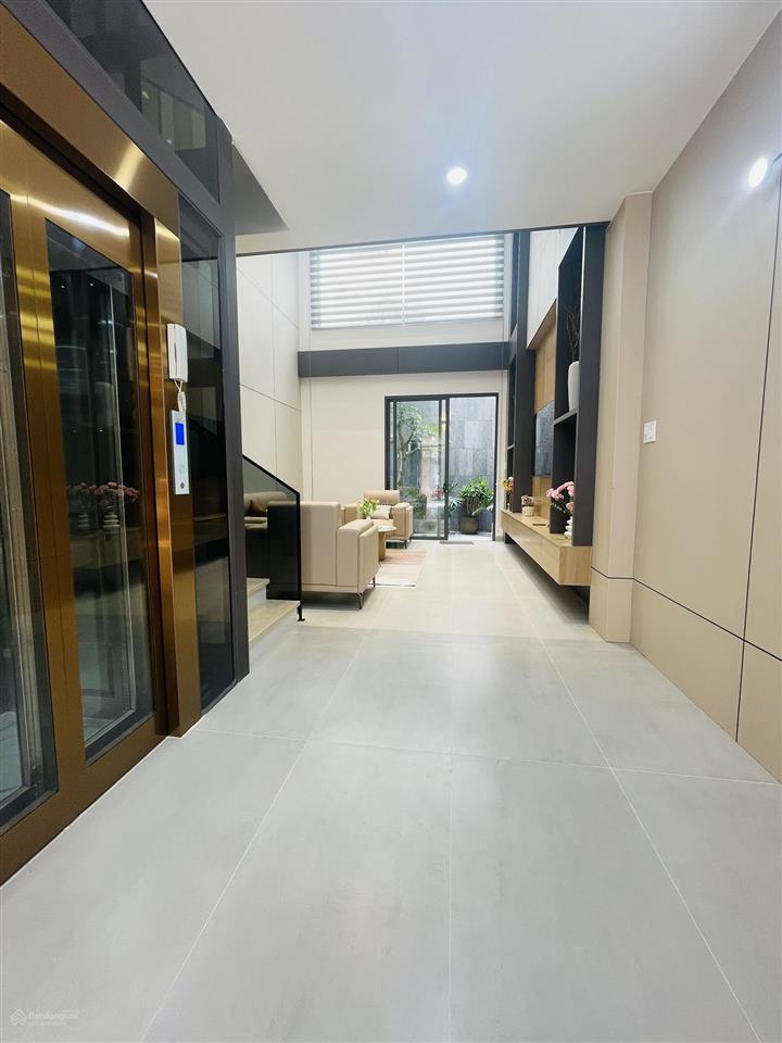 Mới 100% 5 tầng đúc có thang máy  85m2 4.4x20m  sát mt lê quang hoà (tx25 cũ) thới an