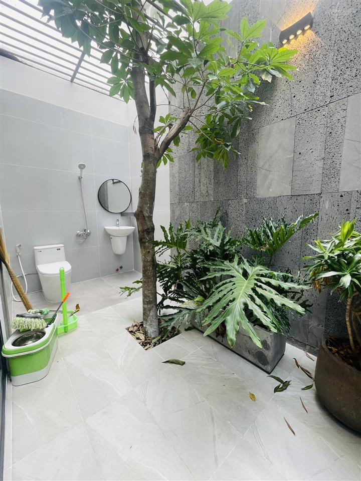 Mới 100% 5 tầng đúc có thang máy  85m2 4.4x20m  sát mt lê quang hoà (tx25 cũ) thới an