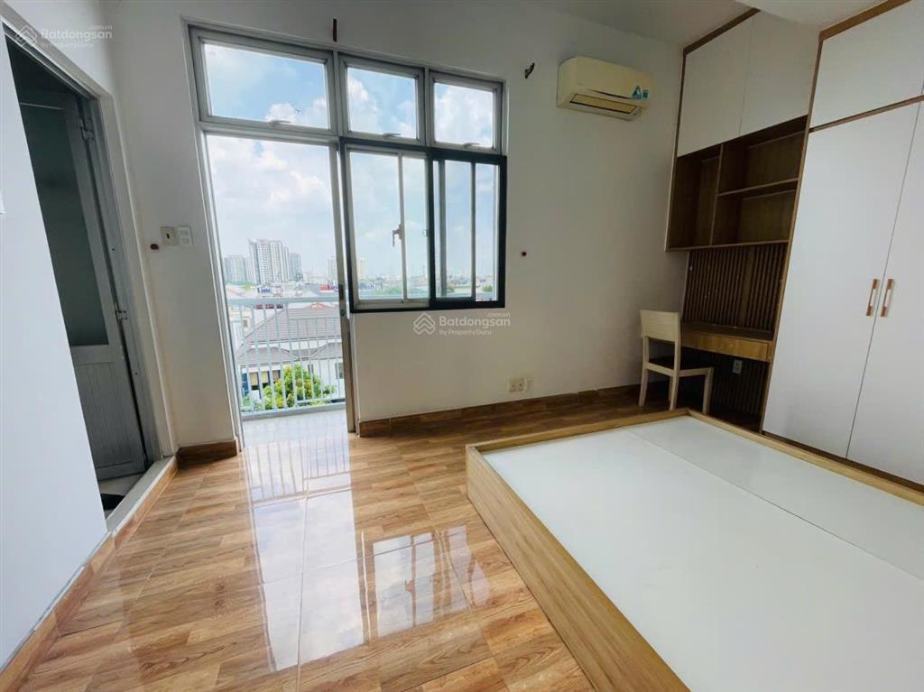 Hiếm  bán gấp căn góc  100m2  3pn  3 bancol  chung cư thới an  shr công chứng ngay