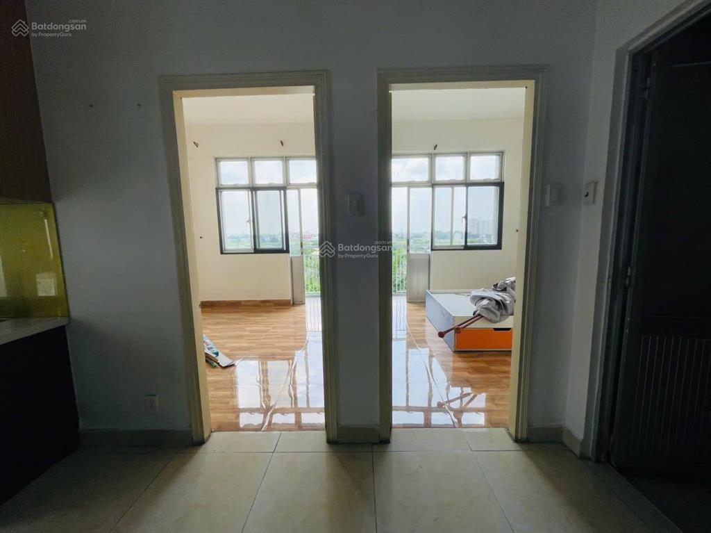 Hiếm  bán gấp căn góc  100m2  3pn  3 bancol  chung cư thới an  shr công chứng ngay