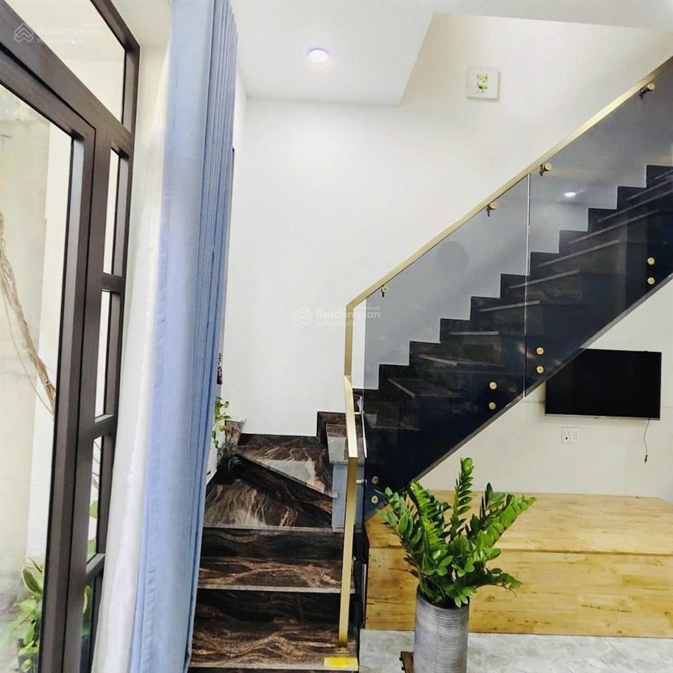 Nhà đẹp chân dài 4x24m  xe hơi ngủ trong nhà thông lê thị riêng  thới an