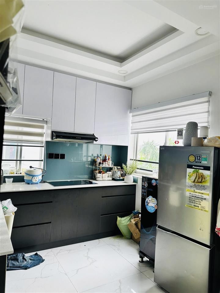 Gấp bán  nhà đẹp ở ngay  chung cư thới an  80m2  shr