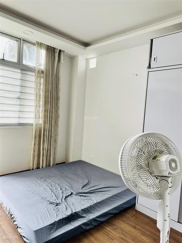 Gấp bán  nhà đẹp ở ngay  chung cư thới an  80m2  shr