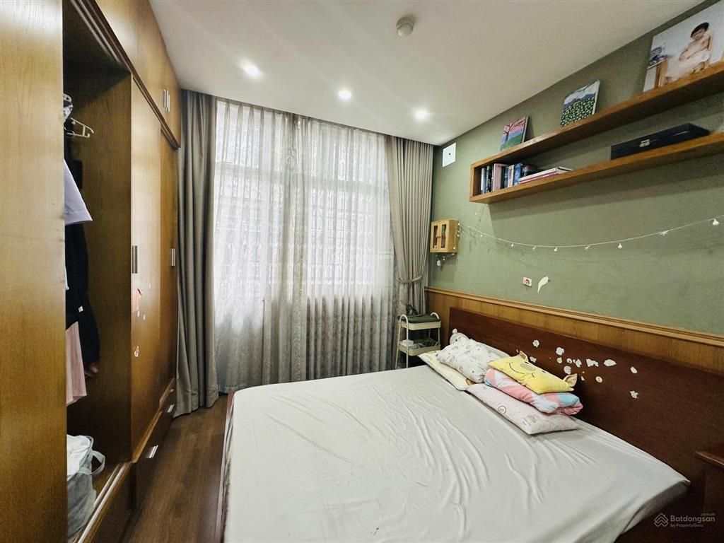 Gấp bán  căn góc đẹp ở ngay  chung cư thới an  84m2  3pn  3 balcon cực thoáng