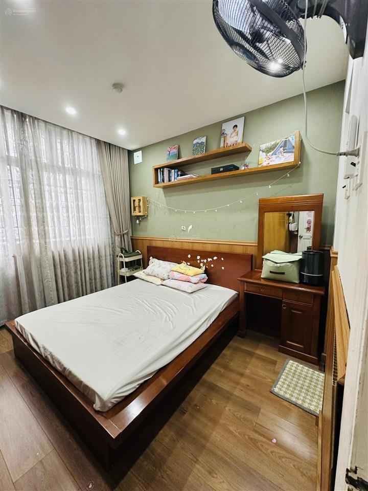 Gấp bán  căn góc đẹp ở ngay  chung cư thới an  84m2  3pn  3 balcon cực thoáng