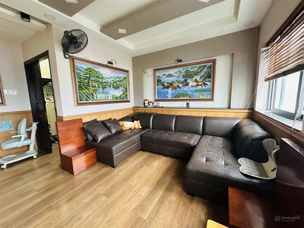 Gấp bán  căn góc đẹp ở ngay  chung cư thới an  84m2  3pn  3 balcon cực thoáng