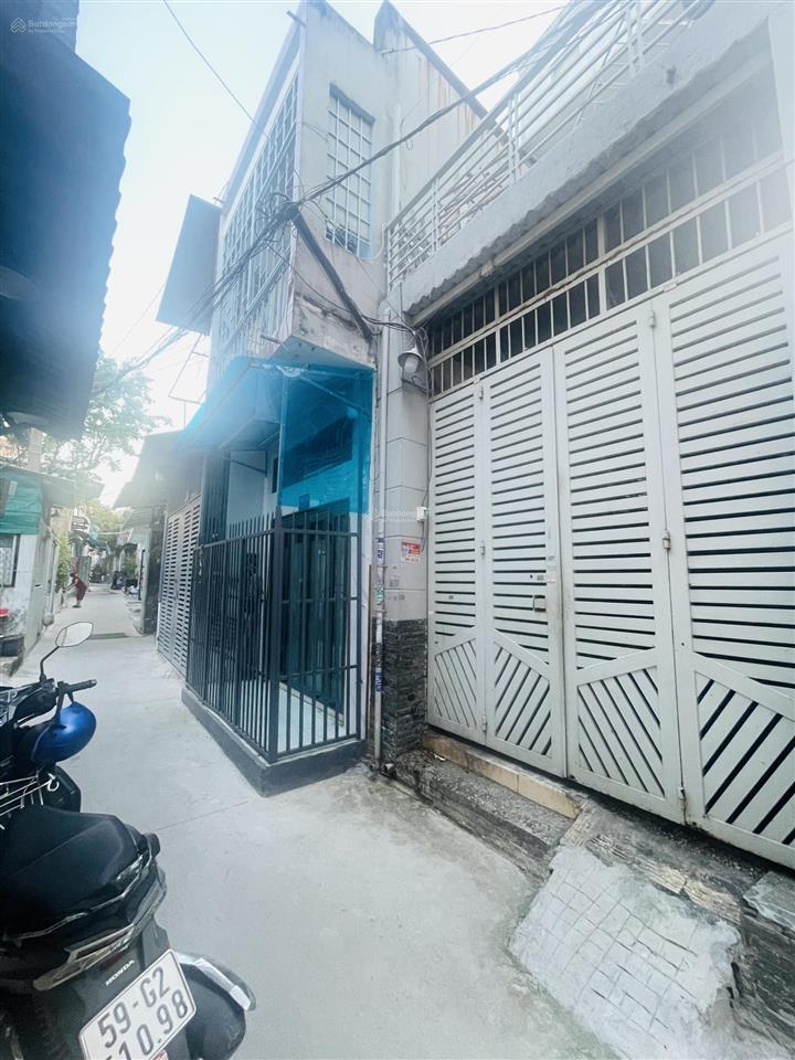 Gấp bán  phạm văn chiêu  ngay trường lê thị hồng gấm  60m2  2 tầng  5.8 tỷ tlcc