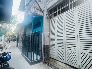 Gấp bán  phạm văn chiêu  ngay trường lê thị hồng gấm  60m2  2 tầng  5.8 tỷ tlcc