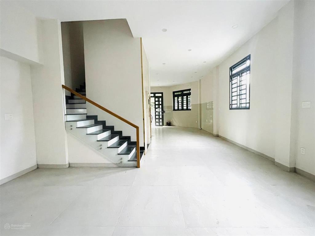 Căn góc khu đồng bộ hà huy giáp  thới an  6.2x13m  5 tầng + thang máy  chỉ 7.95 tỷ tlcc
