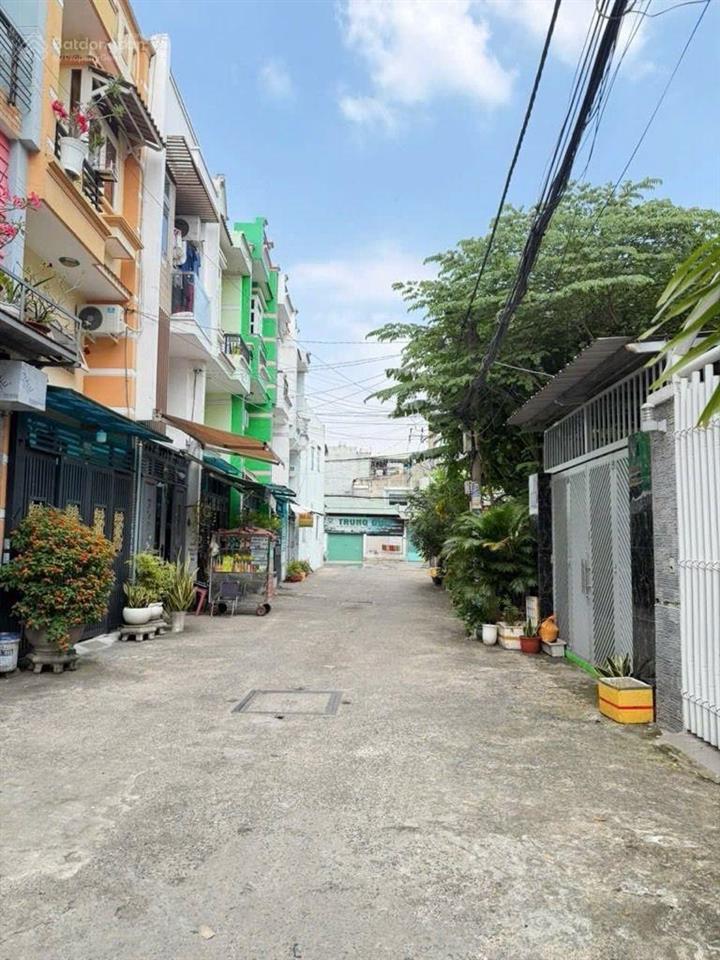 Chỉ 4tỷ6 nhà kc 3 tầng  55m2  hẻm 5m  nguyễn thị kiểu tân thới hiệp