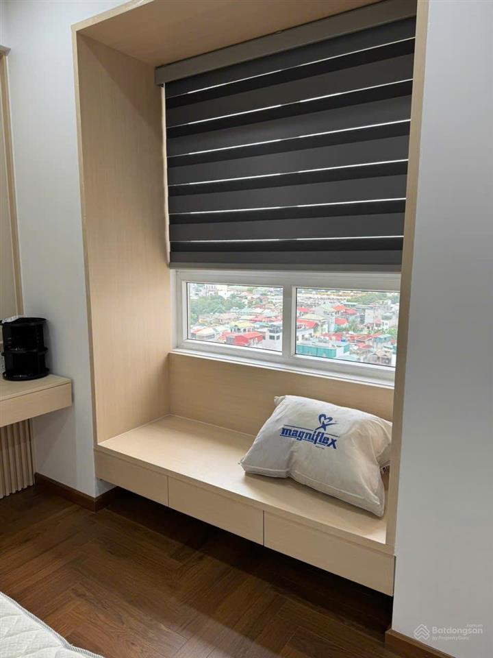 Biệt thự trên cao  căn góc view hồ 153m2 tại b4 kim liên nội thất xịn,thoáng mát, hiếm có khó tìm